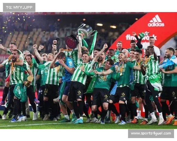 老将华金创纪录，贝蒂斯传奇谢幕战