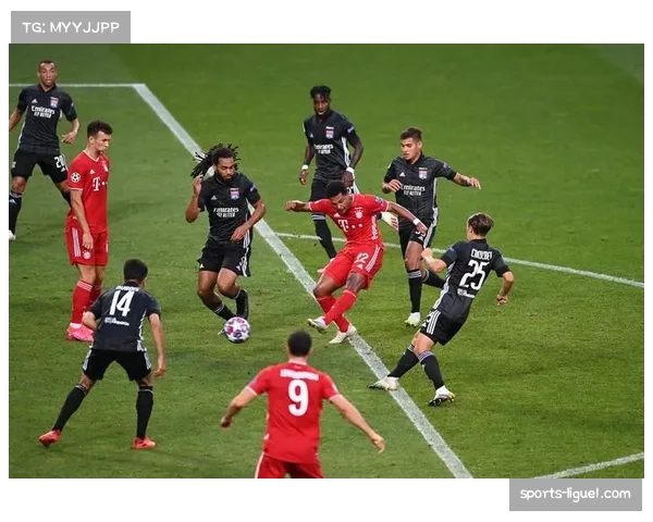 拜仁阵容相对完整，格纳布里右膝出战存疑